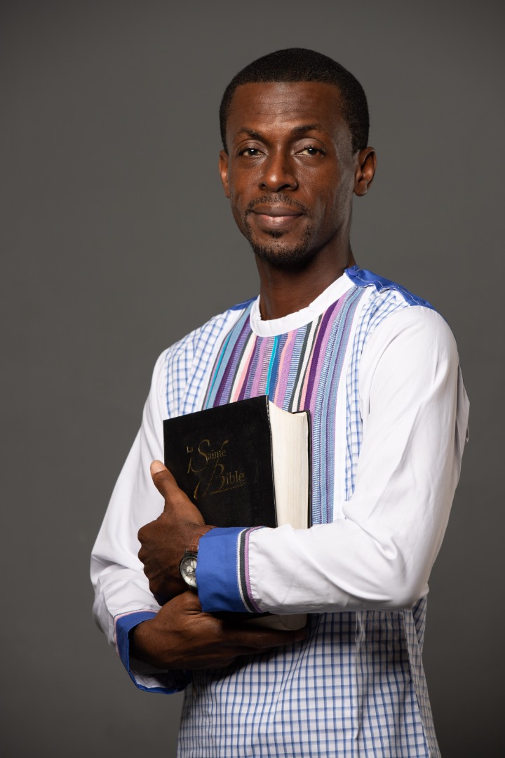 Pasteur Oyoua Bertrand